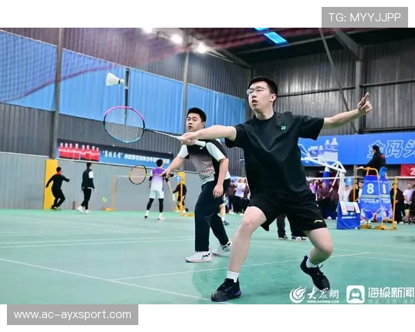 完美杯山东羽毛球争霸赛精彩不断
