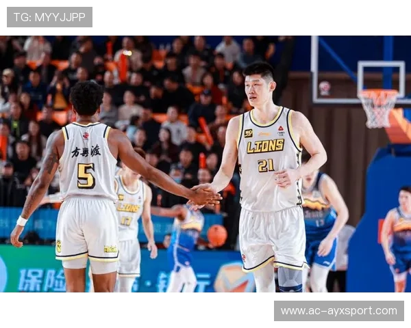 广厦男篮战胜北京，胡金秋内线依旧强势