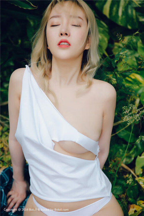 巴黎圣日耳曼续写豪华阵容，法甲霸主稳固